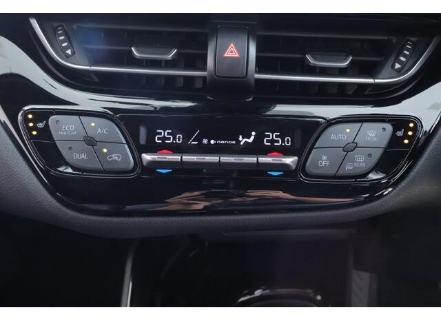 
								TOYOTA C-HR 2023 full									