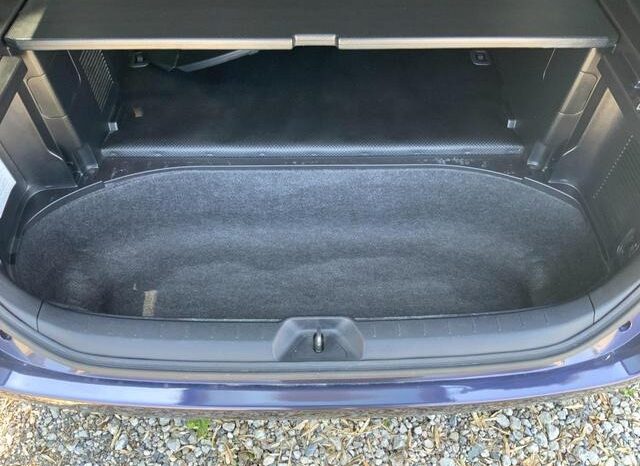 
								TOYOTA VOXY 2012 full									