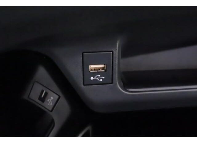 
								TOYOTA C-HR 2023 full									