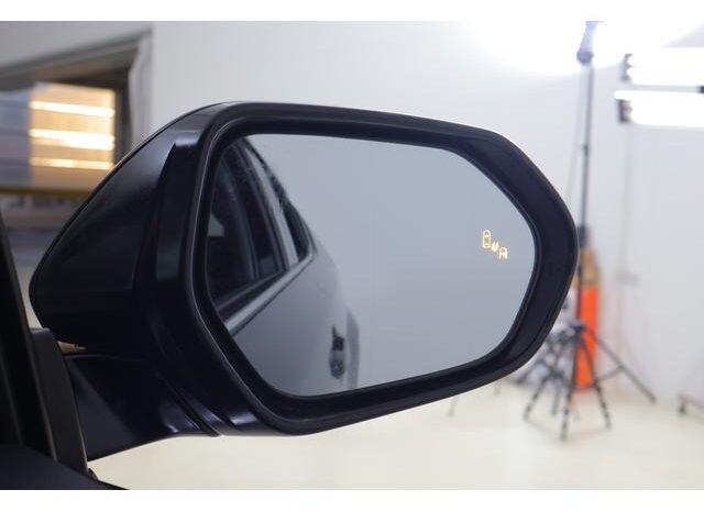 
								TOYOTA C-HR 2023 full									