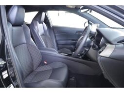 
										TOYOTA C-HR 2023 full									