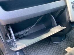 
										TOYOTA VOXY 2012 full									