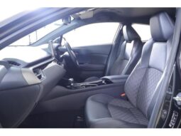 
										TOYOTA C-HR 2023 full									