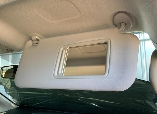 
								TOYOTA VOXY 2012 full									