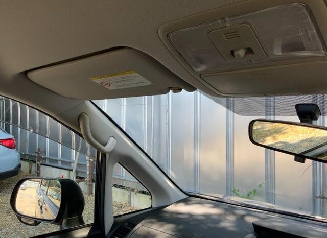 
								TOYOTA VOXY 2012 full									