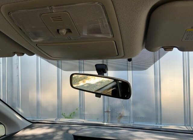 
								TOYOTA VOXY 2012 full									