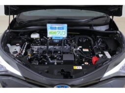 
										TOYOTA C-HR 2023 full									