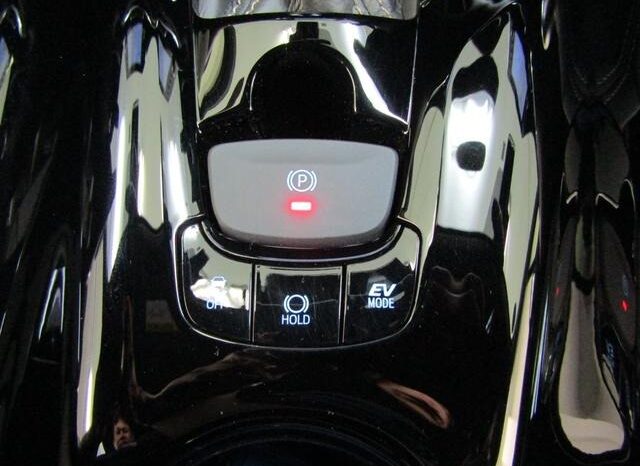 
								TOYOTA C-HR 2023 full									