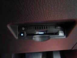 
										TOYOTA C-HR 2023 full									