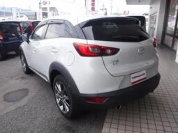 
										MAZDA CX-3 full									
