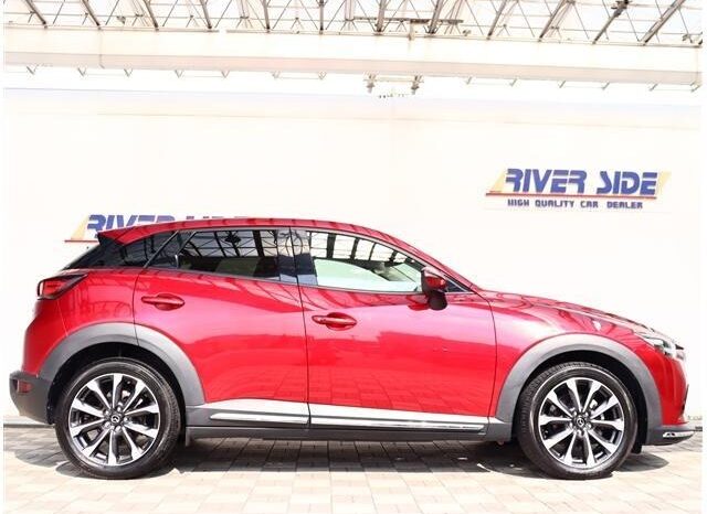 
								MAZDA CX-3 full									