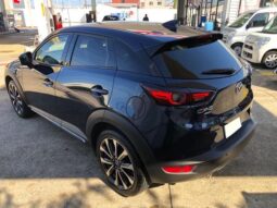 
										MAZD CX-3 full									