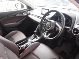 
										MAZDA CX-3 full									