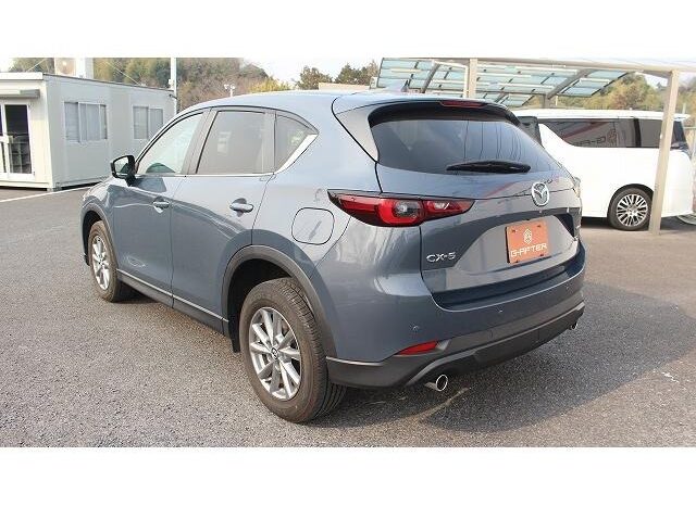
								MAZDA CX-5 full									
