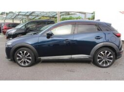 
										MAZDA CX-3 full									