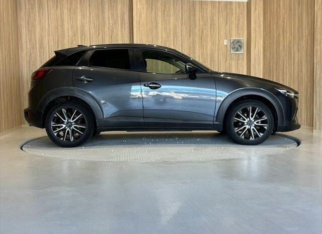 
								MAZDA CX-3 full									