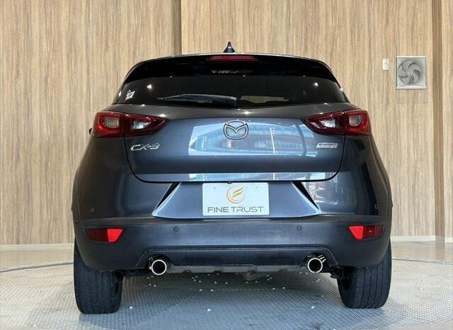 
								MAZDA CX-3 full									