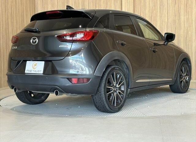 
								MAZDA CX-3 full									