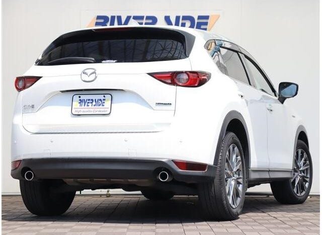 
								MAZDA CX-5 full									