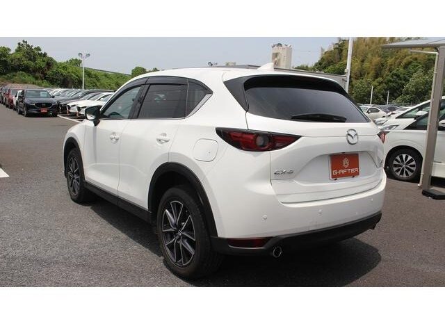 
								MAZDA CX-5 full									