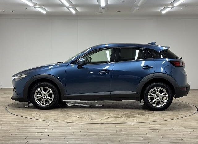 
								MAZDA CX-3 full									