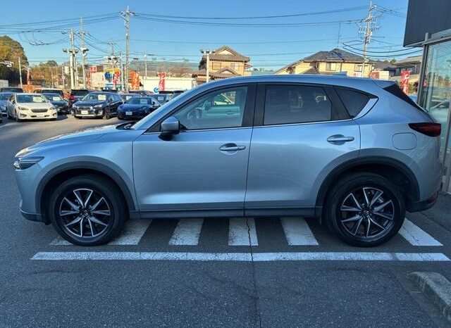 
								MAZDA CX-5 full									