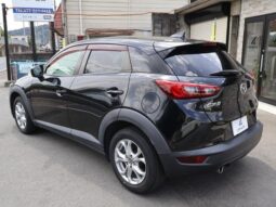 
										MAZDA CX-3 full									