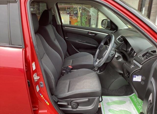 
								SUZUKI SWIFT 2011 full									