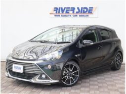 TOYOTA AQUA  2016