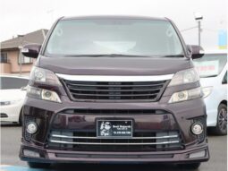 TOYOTA VELLFIRE 2013