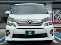 TOYOTA VELLFIRE 2014