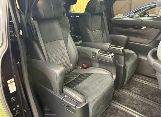 
								TOYOTA VELLFIRE 2015 full									