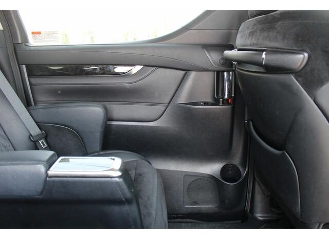 
								TOYOTA VELLFIRE 2015 full									