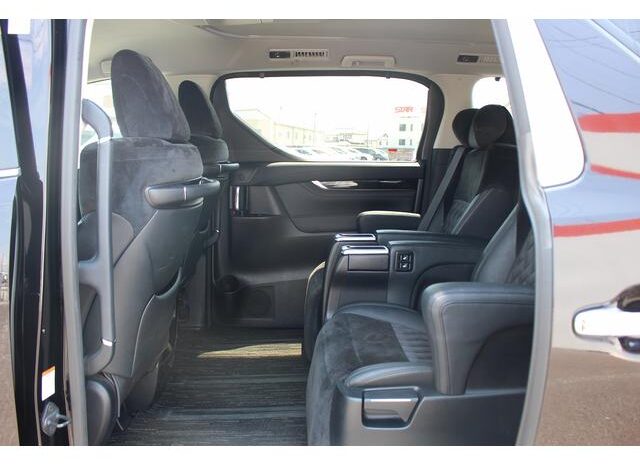 
								TOYOTA VELLFIRE 2015 full									