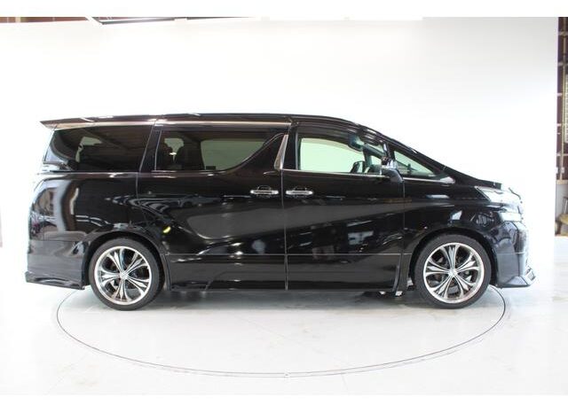 
								TOYOTA VELLFIRE 2016 full									