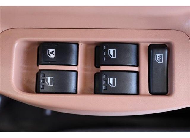 
								TOYOTA PASSO 2012 full									