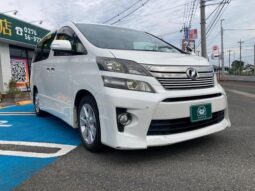 TOYOTA VELLFIRE 2014