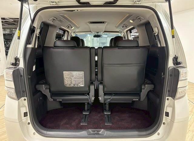 
								TOYOTA VELLFIRE 2013 full									