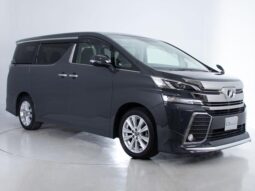 TOYOTA VELLFIRE 2015