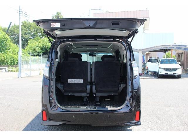 
								TOYOTA VELLFIRE 2015 full									