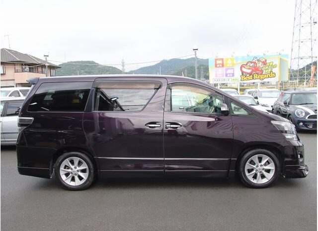 
								TOYOTA VELLFIRE 2013 full									