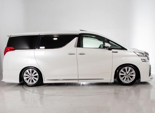 
								TOYOTA VELLFIRE 2017 full									