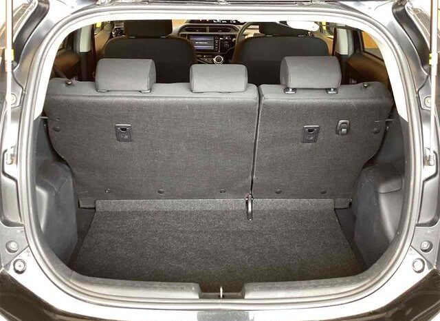 
								TOYOTA AQUA 2016 full									