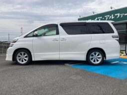 
										TOYOTA VELLFIRE 2014 full									
