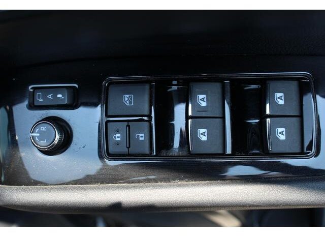 
								TOYOTA VELLFIRE 2015 full									