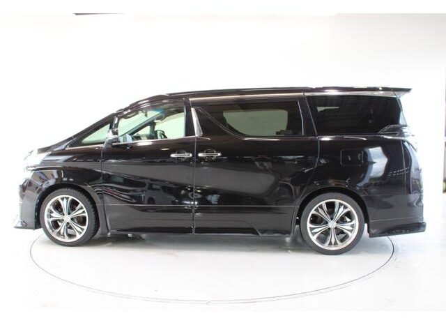 
								TOYOTA VELLFIRE 2016 full									