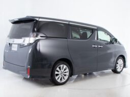 
										TOYOTA VELLFIRE 2015 full									