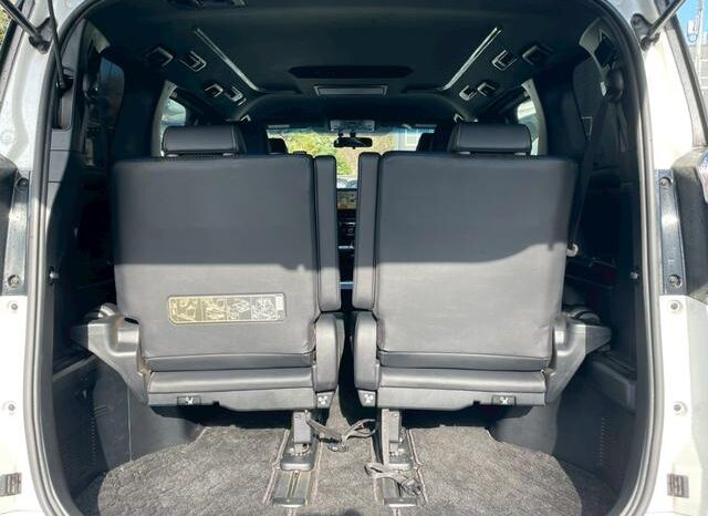 
								TOYOTA VELLFIRE 2017 full									