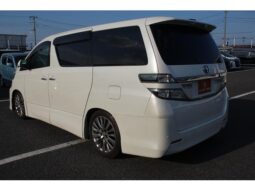 TOYOTA VELLFIRE 2014
