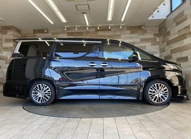 
								TOYOTA VELLFIRE 2017 full									